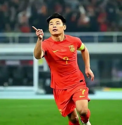 武磊百年征程：国足为他策划里程碑纪念，迎战泰国战役的意义？