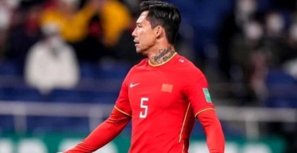 体坛：战泰国年轻球员或让位，韦世豪张玉宁有望担纲重任
