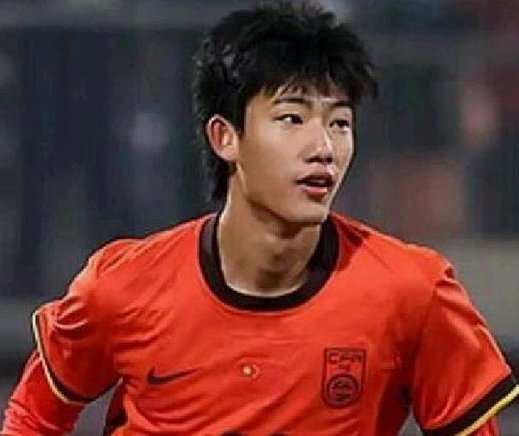 李钧鹏问赵松源：比赛是否全力以赴？