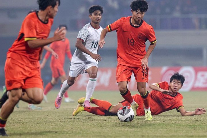 U17国足迎战毕尔巴鄂U17：周雨诺、徐正鹏领衔首发
